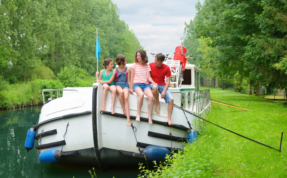 Erlebnisreiche Hausbootferien In Frankreich Mit Locaboat